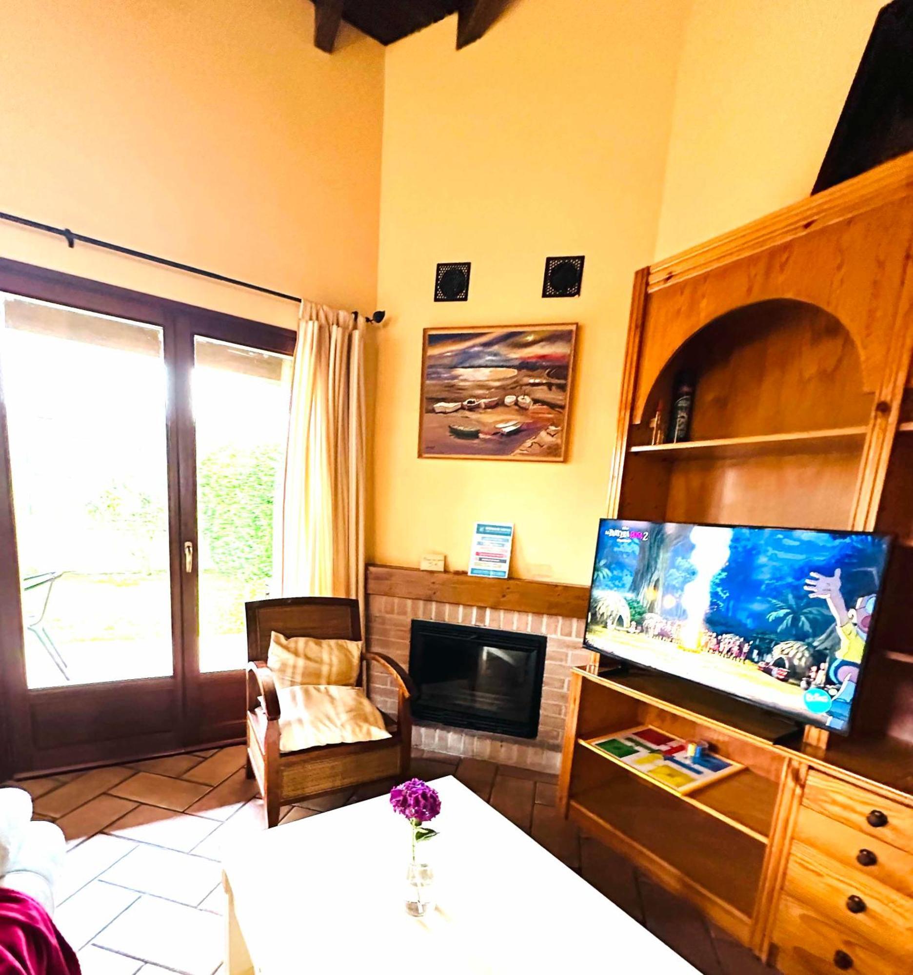 Oviñana Apartamentos Rurales La Carbayala מראה חיצוני תמונה