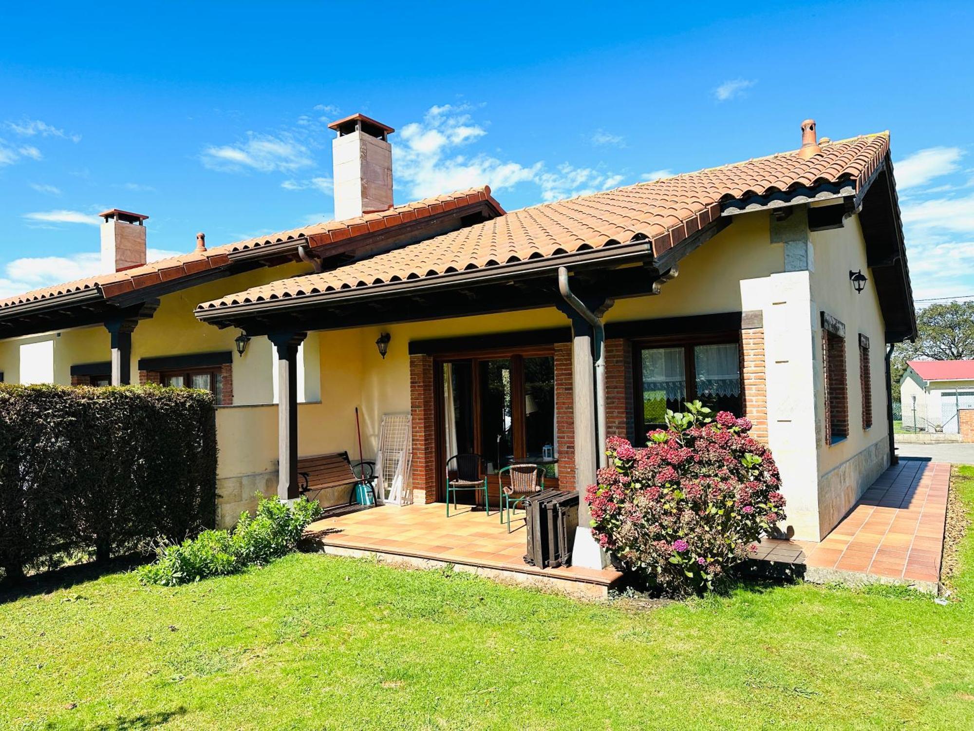 Oviñana Apartamentos Rurales La Carbayala מראה חיצוני תמונה