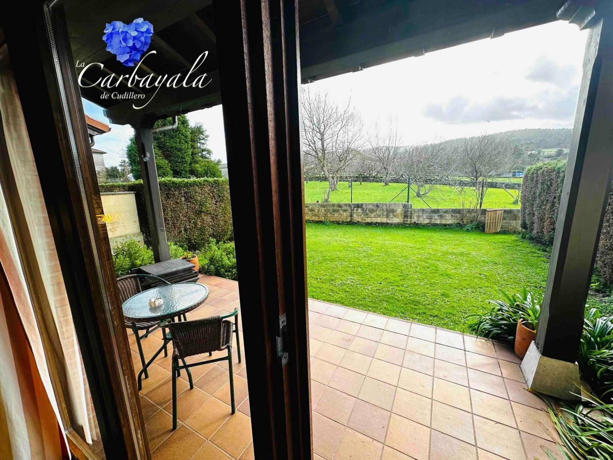 Oviñana Apartamentos Rurales La Carbayala מראה חיצוני תמונה