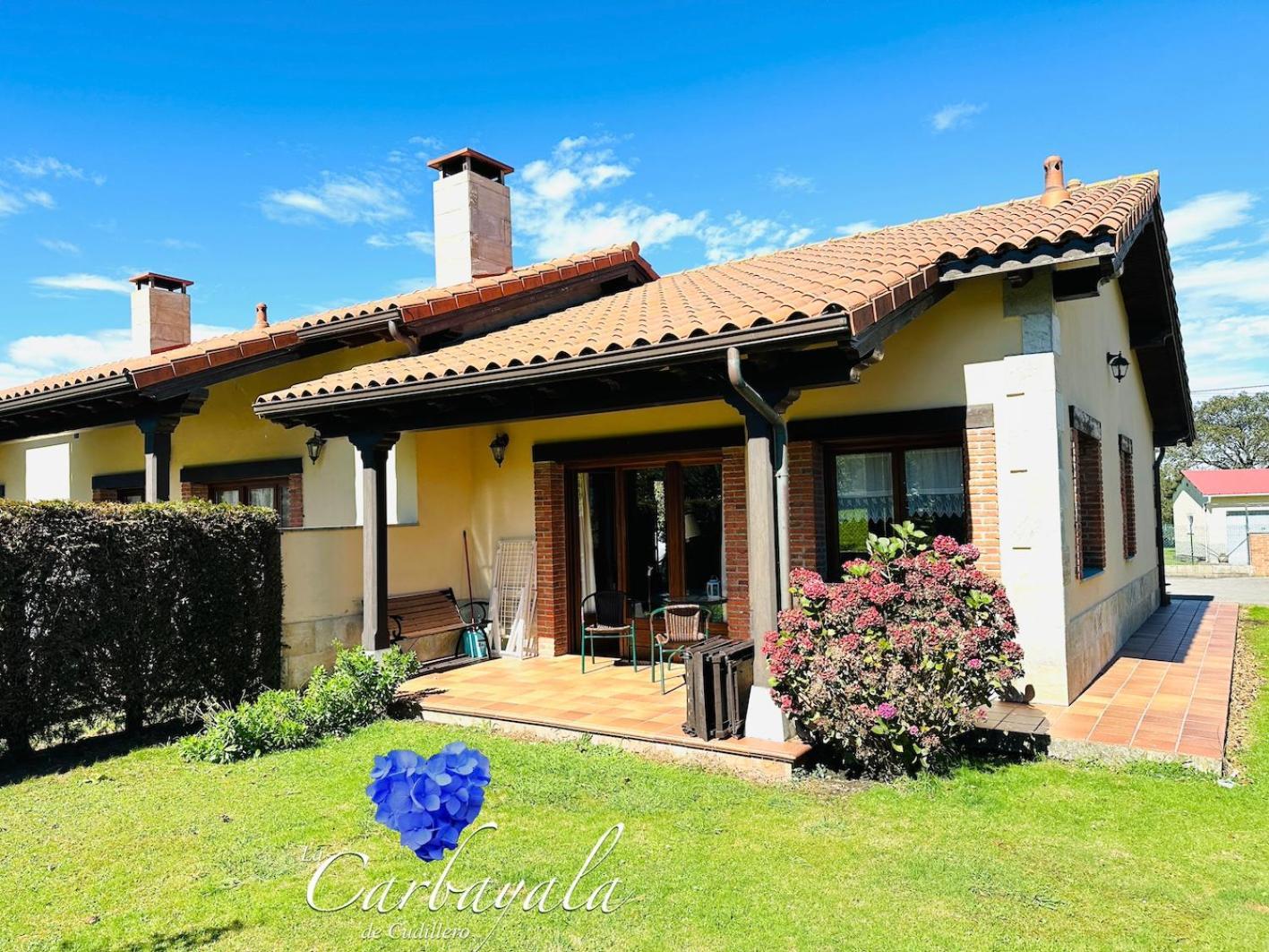 Oviñana Apartamentos Rurales La Carbayala מראה חיצוני תמונה