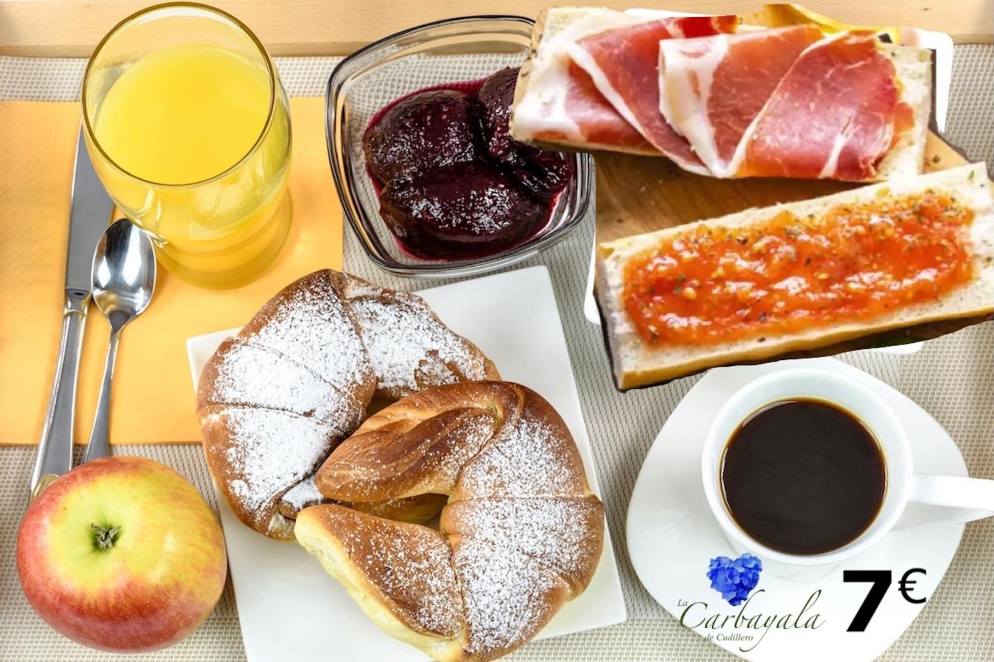 Oviñana Apartamentos Rurales La Carbayala מראה חיצוני תמונה