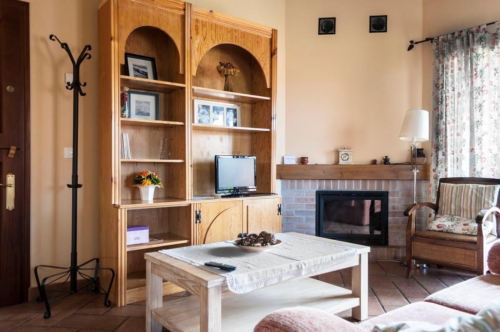 Oviñana Apartamentos Rurales La Carbayala מראה חיצוני תמונה